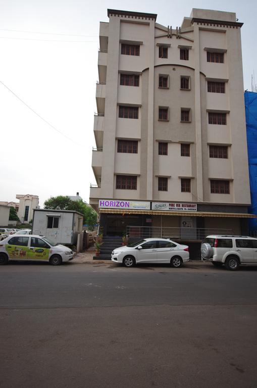 Hotel Horizon Residency Haiderabad Buitenkant foto