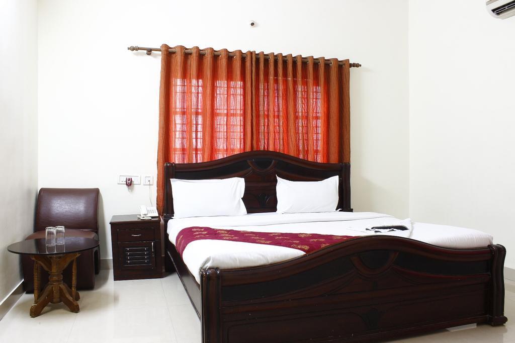 Hotel Horizon Residency Haiderabad Buitenkant foto